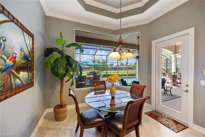 8902 Shenendoah Cir, Naples, Florida 34113