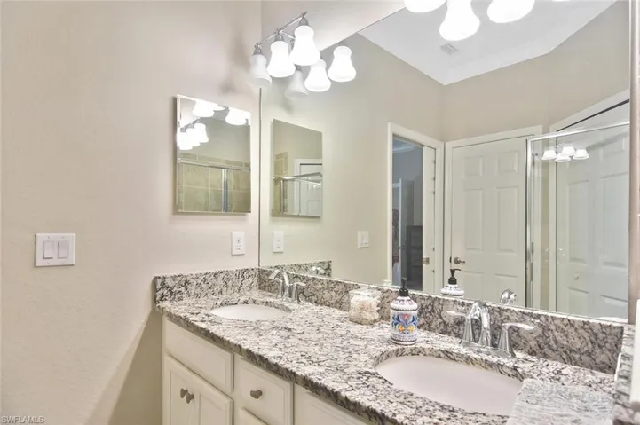 10304  Prato  DR, Fort Myers, FL 33913