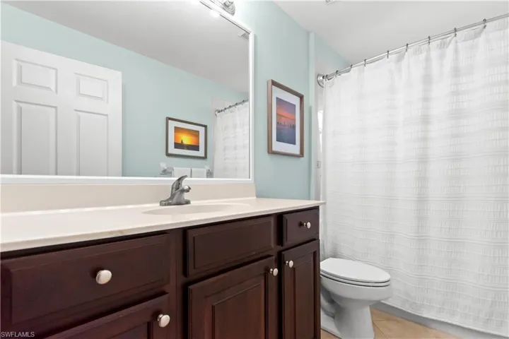 Guest bedroom