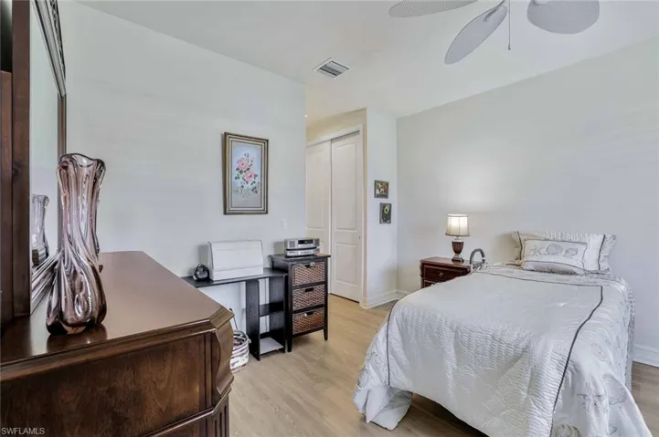 7762 Bristol CIR, NAPLES FL 34120