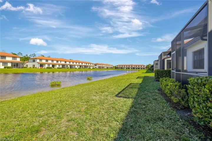 7762 Bristol CIR, NAPLES FL 34120