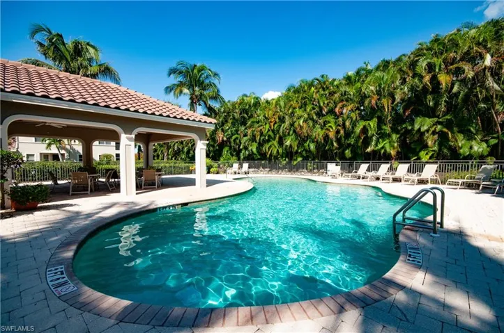 Community Pool, Spa, and BBQ