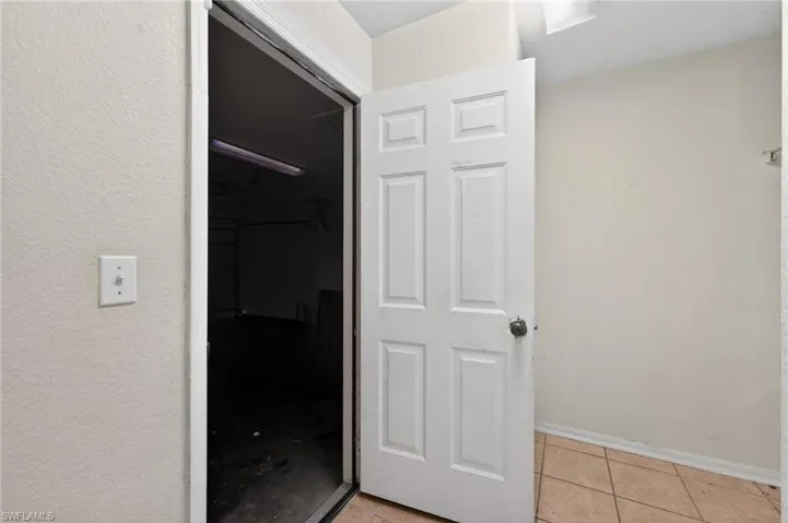 446 Windermere Dr, Lehigh Acres, Florida 33972