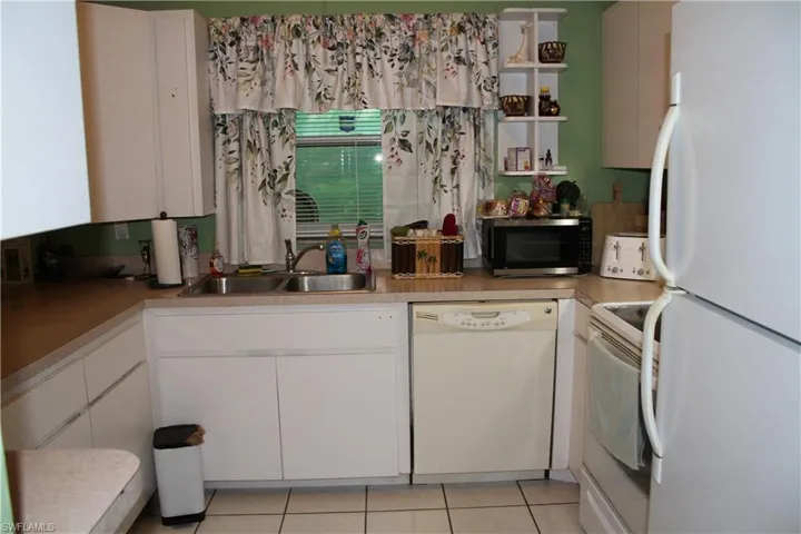 3514 SW 14  PL, Cape Coral, FL 33914