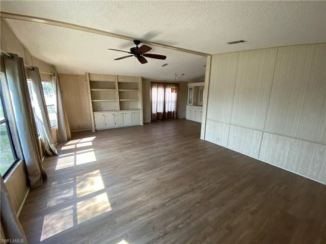 26380 New Orleans Dr, Bonita Springs, Florida 34135