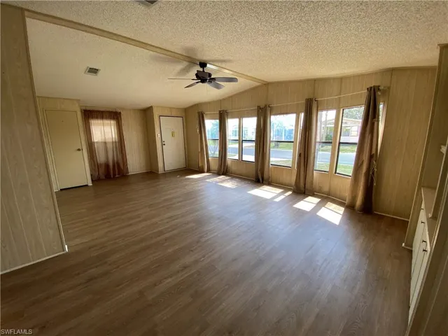 26380 New Orleans Dr, Bonita Springs, Florida 34135