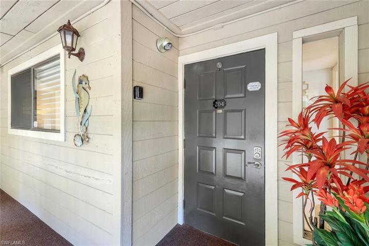 Front Entry Covered Porch