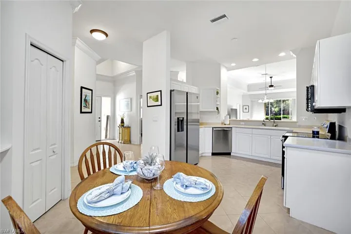 Eat in Kitchen