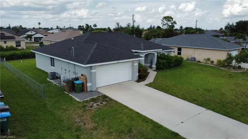 1229 Sw 29th Ter, Cape Coral, Florida 33914