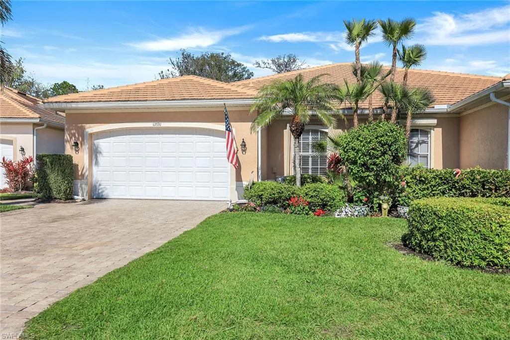 12691 Fox Ridge DR, Bonita Springs, FL 34135,225025647