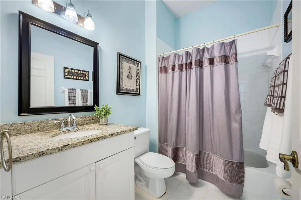 12691 Fox Ridge DR, Bonita Springs, FL 34135,225025647