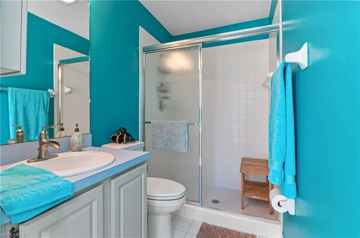 559 Henley Dr, Naples, Florida 34104