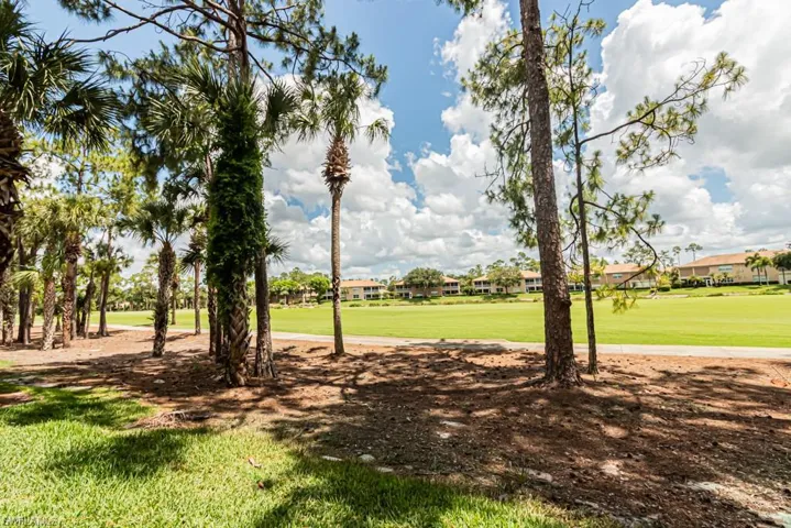 3977 Bishopwood Ct E 206, Naples, Florida 34114