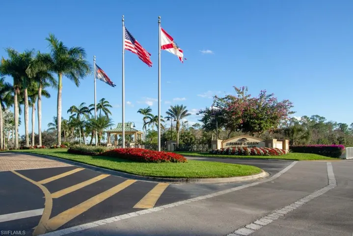 3977 Bishopwood Ct E 206, Naples, Florida 34114