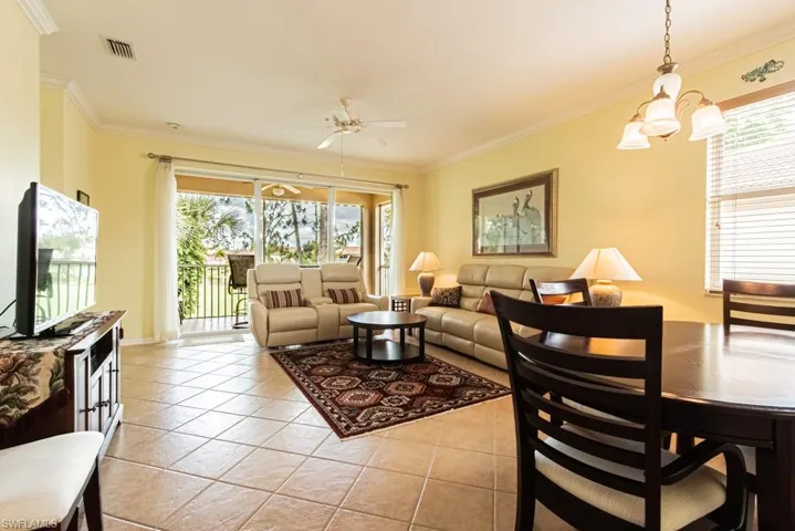 3977 Bishopwood Ct E 206, Naples, Florida 34114