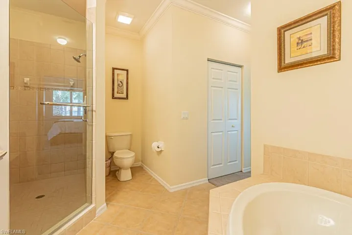 3977 Bishopwood Ct E 206, Naples, Florida 34114