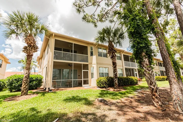 3977 Bishopwood Ct E 206, Naples, Florida 34114