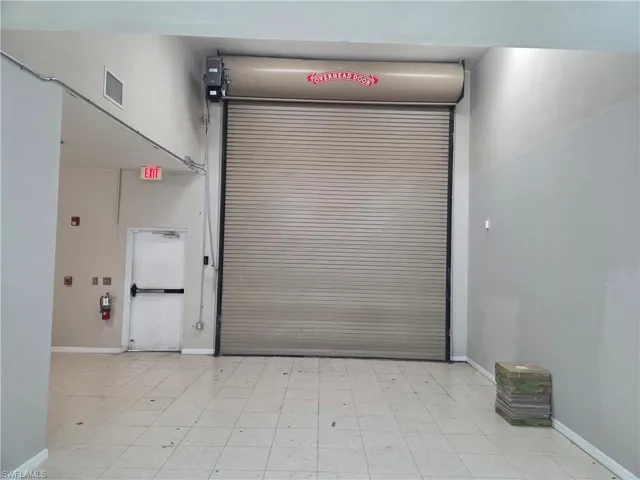 GARAGE DOOR 12 X 14