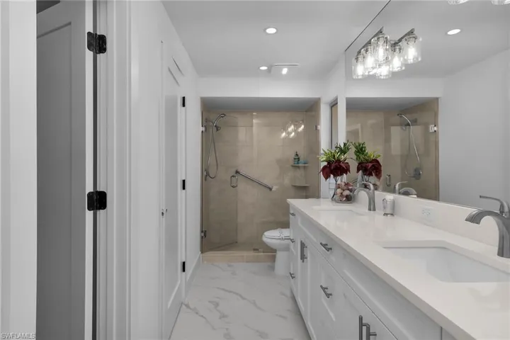 178 Torrey Pines Pt, Naples, Florida 34113