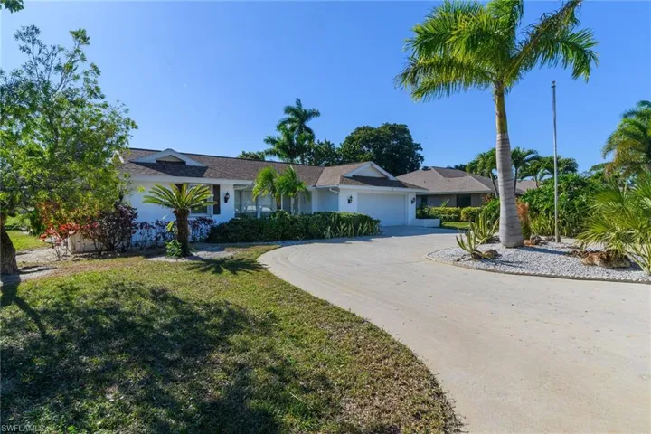 178 Torrey Pines Pt, Naples, Florida 34113