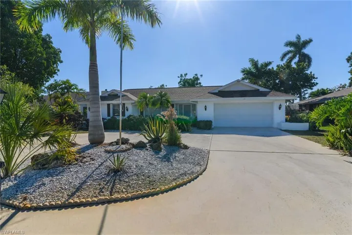178 Torrey Pines Pt, Naples, Florida 34113
