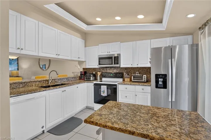 4060 Ice Castle Way 10, Naples, Florida 34112