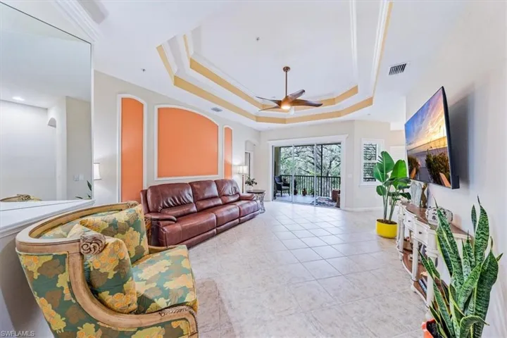 View from entry looking towards the Lanai.