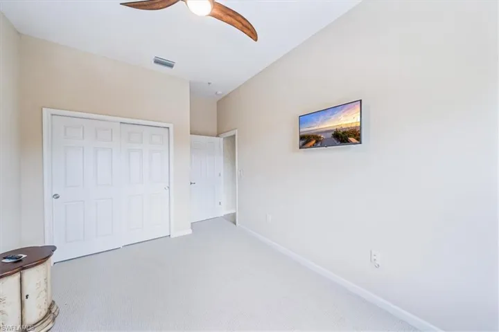 Second bedroom.