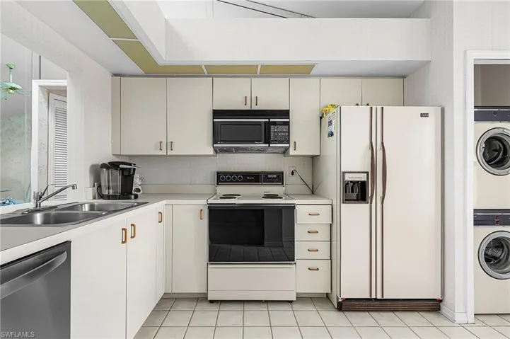 4620 Se 5th Pl 206, Cape Coral, Florida 33904