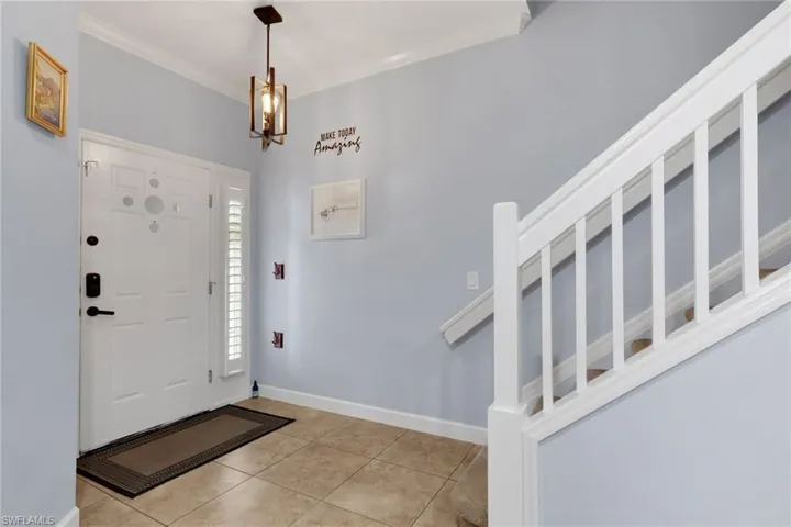 1289 Oxford Ln 228, Naples, Florida 34105