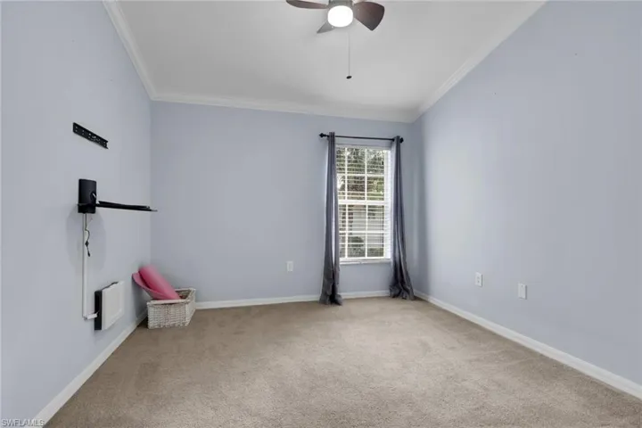 1289 Oxford Ln 228, Naples, Florida 34105