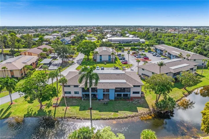 17422  Birchwood  LN, Fort Myers, FL 33908