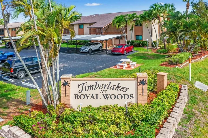 17422  Birchwood  LN, Fort Myers, FL 33908