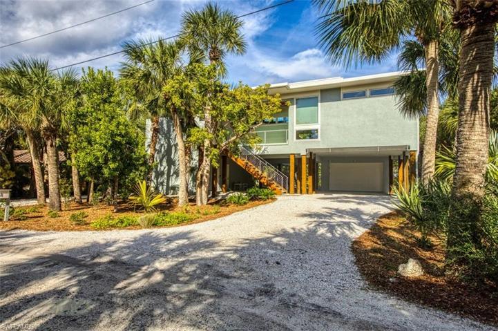 Easy_care_native_landscaping