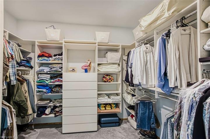 Primary_bedroom_walk_in_closet