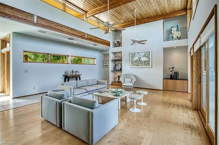 Room_for_entertaining