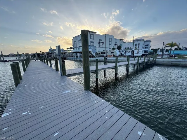 T dock first come first serve with an annual fee