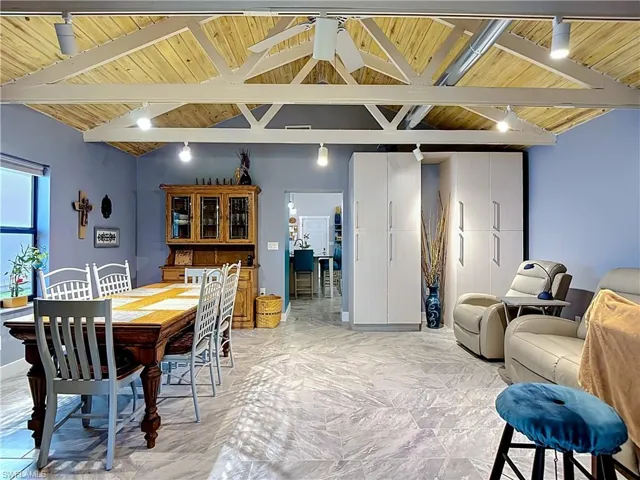 6284 Scott Ln, Fort Myers, Florida 33966