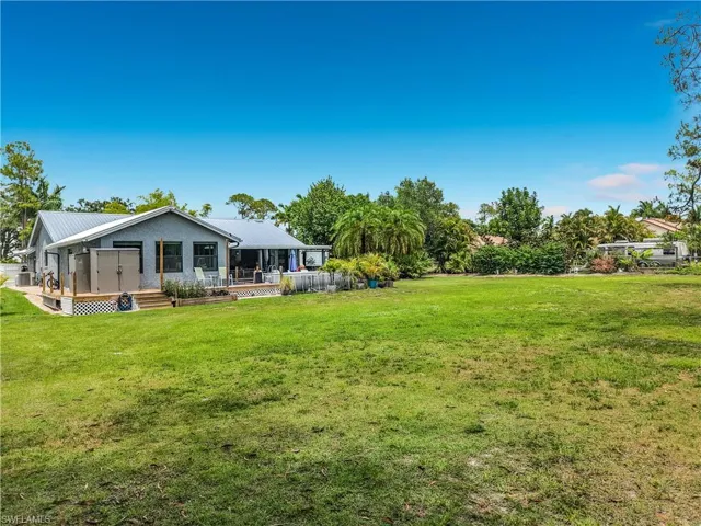 6284 Scott Ln, Fort Myers, Florida 33966