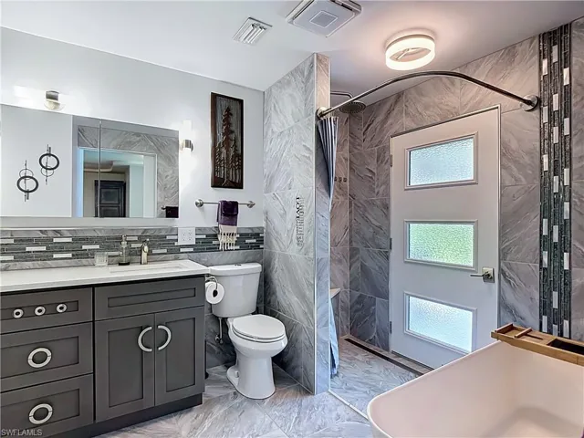 6284 Scott Ln, Fort Myers, Florida 33966