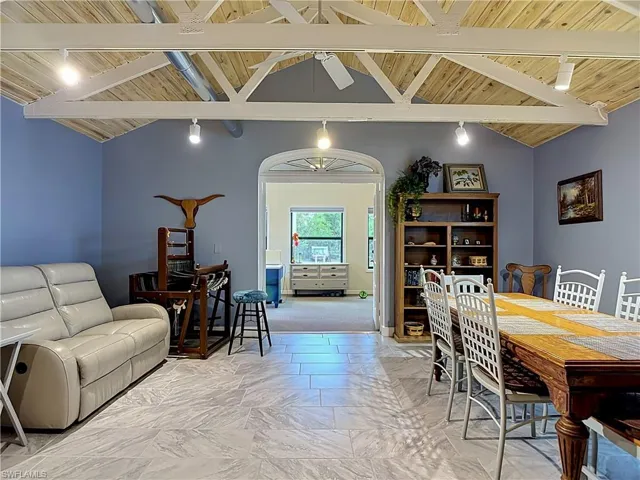 6284 Scott Ln, Fort Myers, Florida 33966