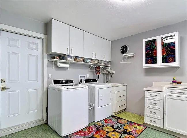 6284 Scott Ln, Fort Myers, Florida 33966