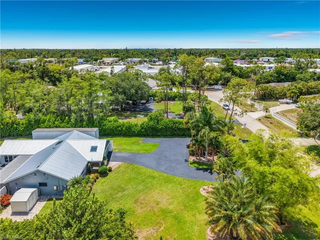 6284 Scott Ln, Fort Myers, Florida 33966
