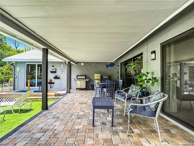6284 Scott Ln, Fort Myers, Florida 33966