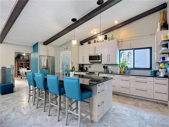 6284 Scott Ln, Fort Myers, Florida 33966