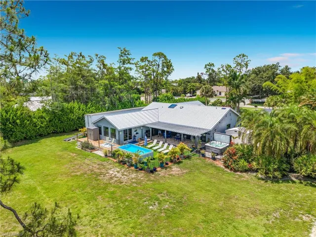 6284 Scott Ln, Fort Myers, Florida 33966