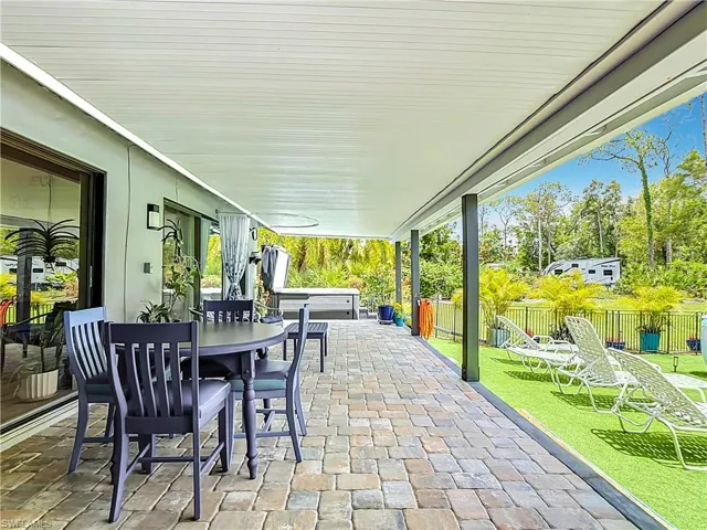 6284 Scott Ln, Fort Myers, Florida 33966