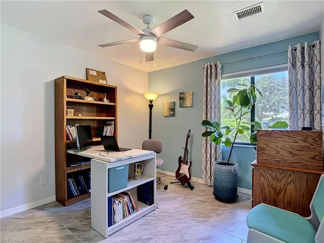 6284 Scott Ln, Fort Myers, Florida 33966