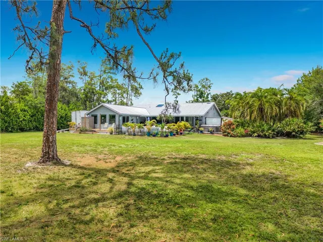 6284 Scott Ln, Fort Myers, Florida 33966