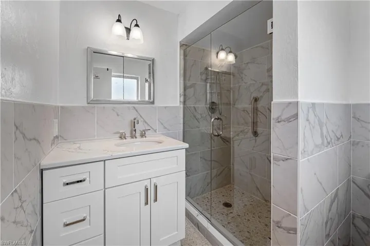 Contemporary bathroom